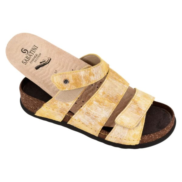 S1821 - Ciabatta in pelle dal design contemporaneo e moderno - Papiro Giallo - immagine 3